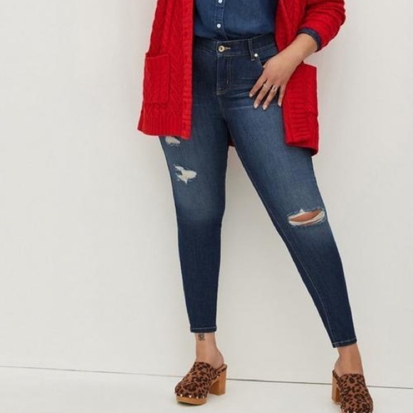 Torrid Bombshell Premium Stretch High-Rise Destructed Skinny Jeans, size 20R - Picture 1 of 14